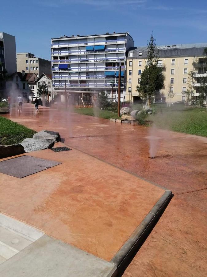 Bienvenue Au Caton Apartment Tarbes Exterior photo
